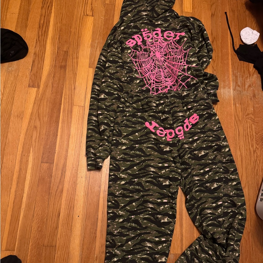 Spyder Green Camo Hoodie and pants with Pink Logo
